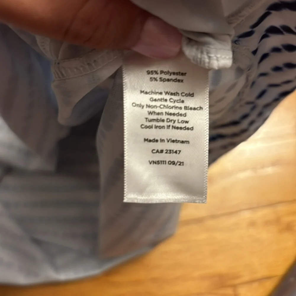 Women’s T by Talbots T-Shirt - Picture 4 of 4